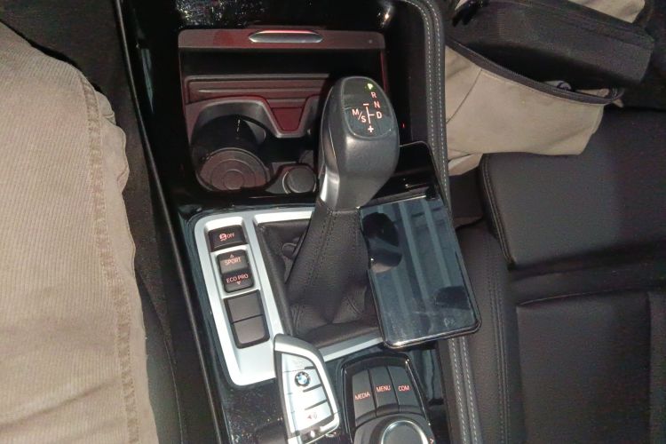 宝马1系 2018款 118i 运动型中控内饰18