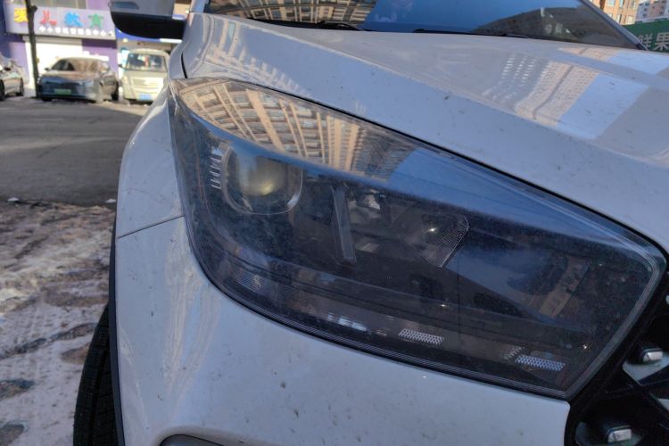 奇瑞 瑞虎5x 2025款 1.5L CVT卓越版车身外观8