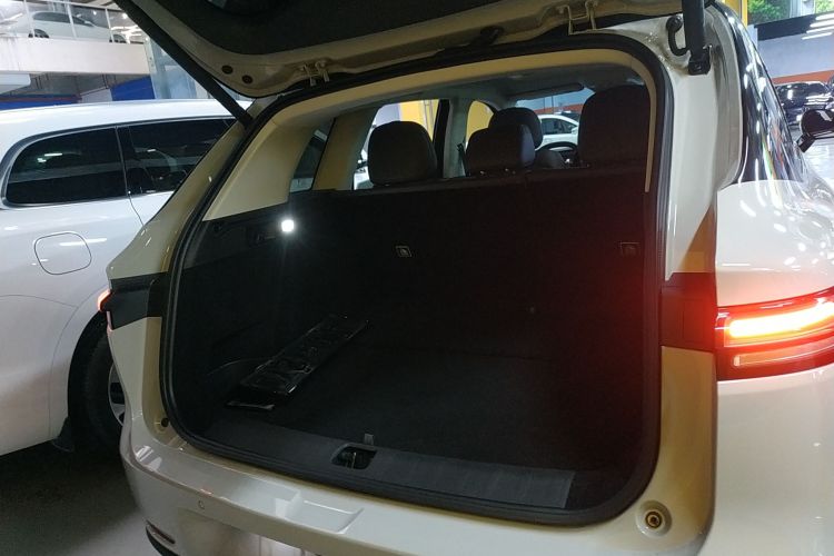 零跑汽车 零跑C10 2024款 530智享版机舱底盘23