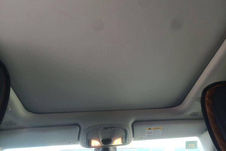 Jeep 自由光 2019款 2.0T 两驱智享版 国V局部细节22