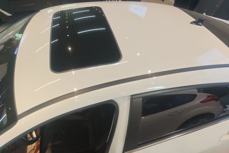 现代 伊兰特 2021款 1.5L CVT LUX尊贵版局部细节57