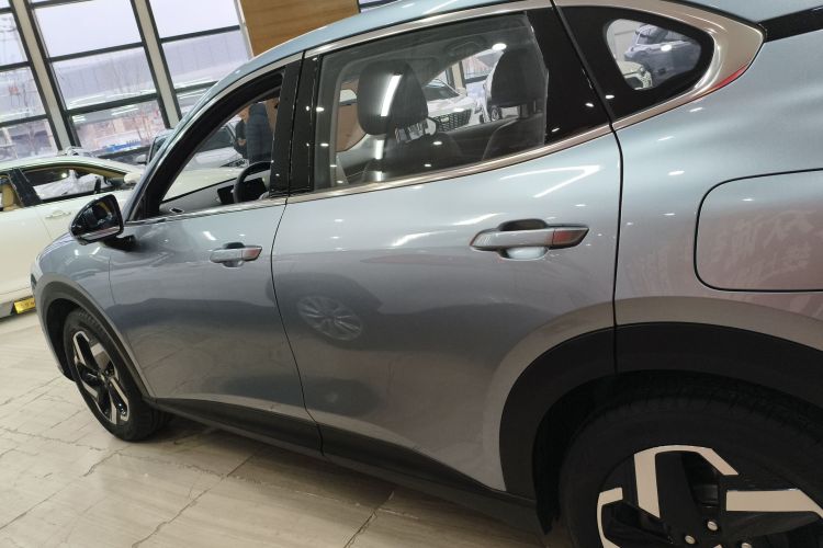 宝骏云海 2024款 600km 纯电版车身外观4