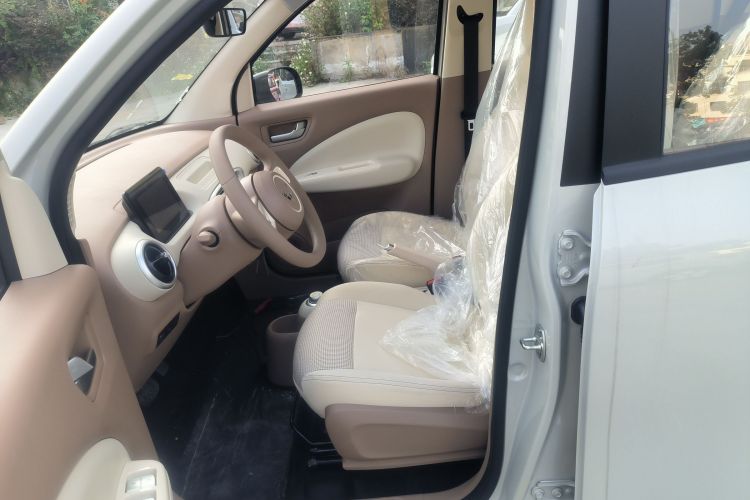 五菱汽车 宏光MINIEV 2025款 四门版 进阶款中控内饰19