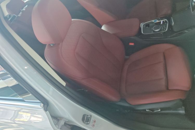 宝马iX3 2022款 改款 领先型局部细节41