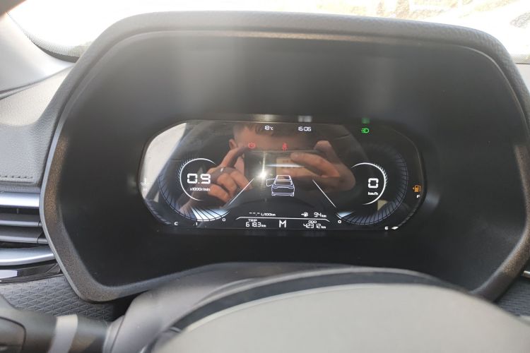 吉利汽车 帝豪 2022款 第4代 1.5L 手动豪华型中控内饰14