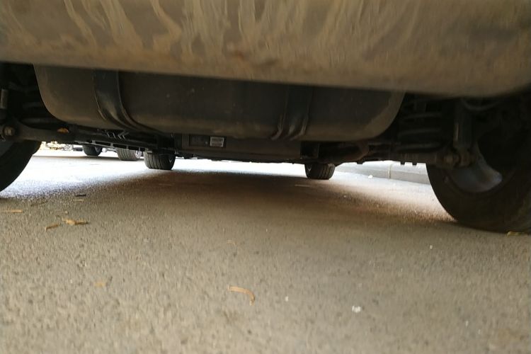 比亚迪 秦PLUS 2023款 冠军版 DM-i 55KM超越型局部细节9009