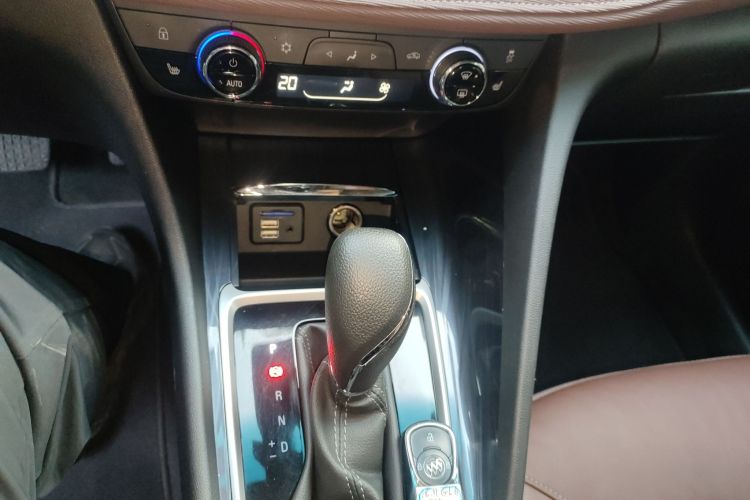 别克GL6 2018款 18T 6座尊贵型局部细节18