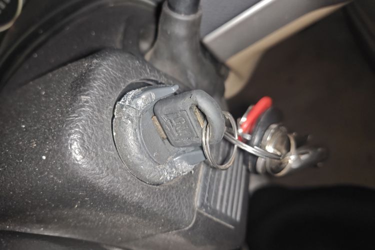 别克GL8 2013款 2.4L 行政版中控内饰11