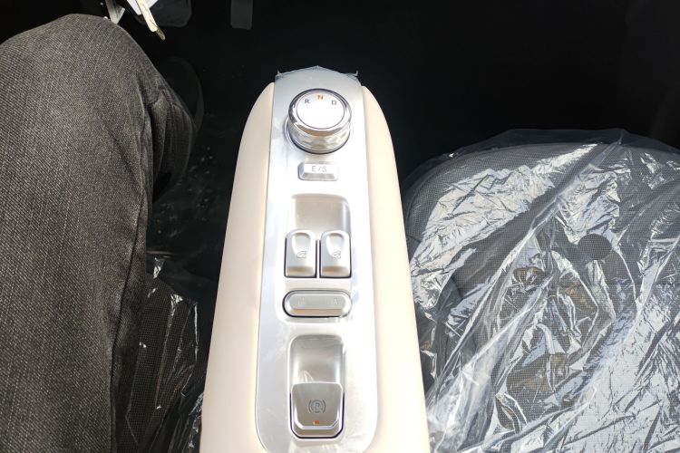 长安启源 长安Lumin 2025款 205km 香沁款中控内饰18