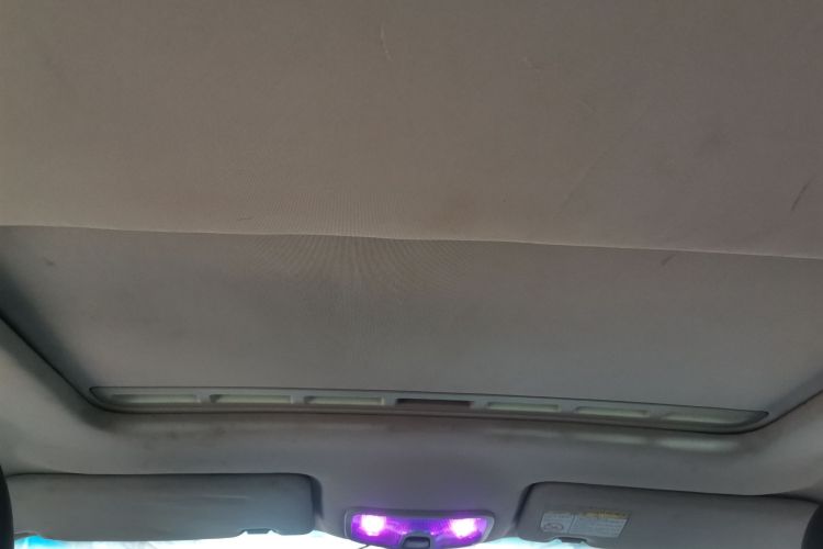 荣威350 2015款 1.5L 自动豪华天窗版中控内饰22