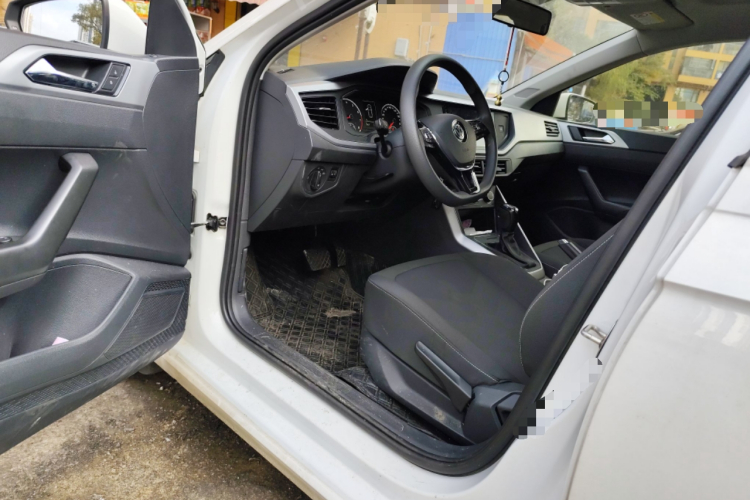 大众 Polo 2019款 Plus 1.5L 自动全景乐享版中控内饰20