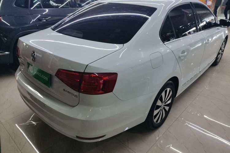 大众 速腾 2018款 1.6L 自动舒适型车身外观7