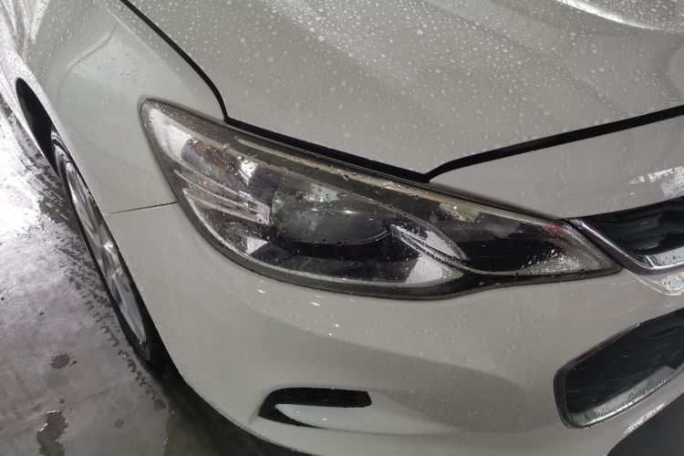 雪佛兰 科沃兹 2019款 320 自动欣享天窗版车身外观8