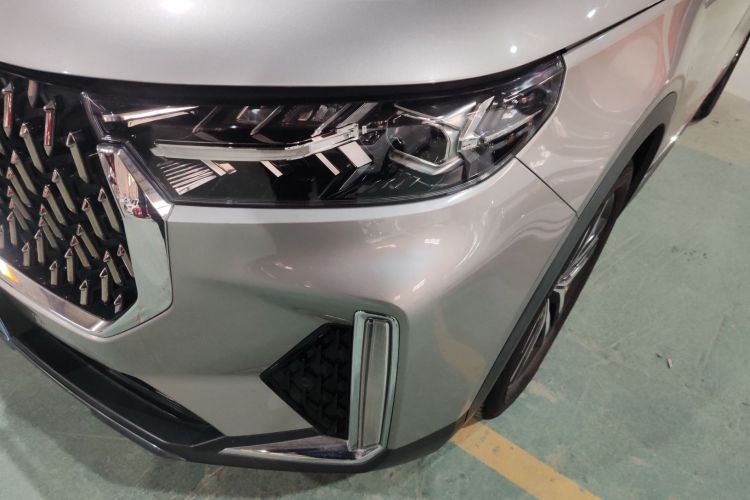 奔腾T99 2020款 20TD 自动尊享型局部细节36