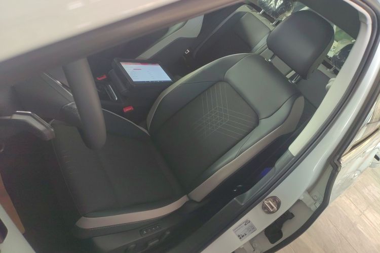 大众 高尔夫 2024款 280TSI DSG Pro 50年传奇版局部细节19