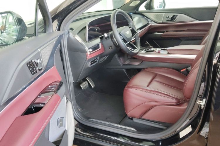 凯迪拉克XT5 2025款 2.0T 铂金型中控内饰20