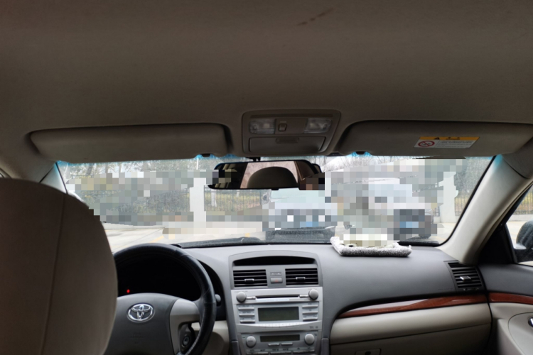 丰田 凯美瑞 2013款 200E 经典精英版中控内饰22