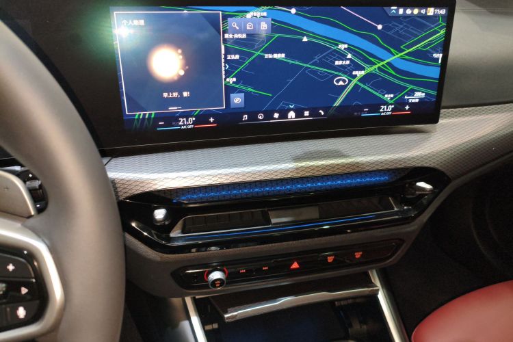 宝马3系 2025款 330Li M运动曜夜套装中控内饰16