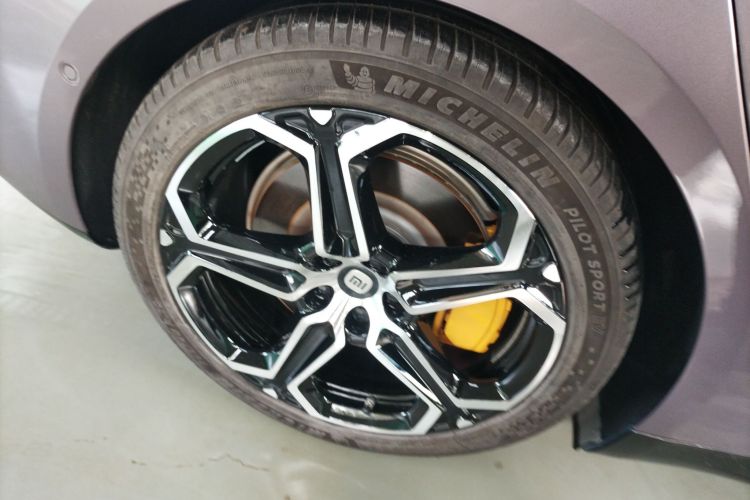 小米汽车 小米SU7 2024款 四驱超长续航高阶智驾Max版车身外观6008