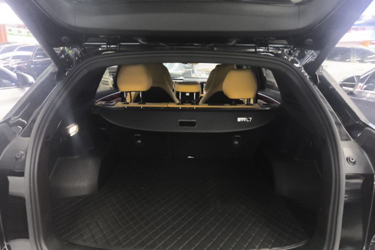 吉利银河 银河L7 2023款 1.5T 115km MAX局部细节23