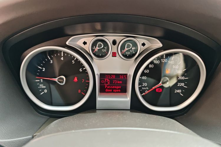 福特 福克斯 2013款 两厢经典 1.8L 自动时尚型中控内饰14