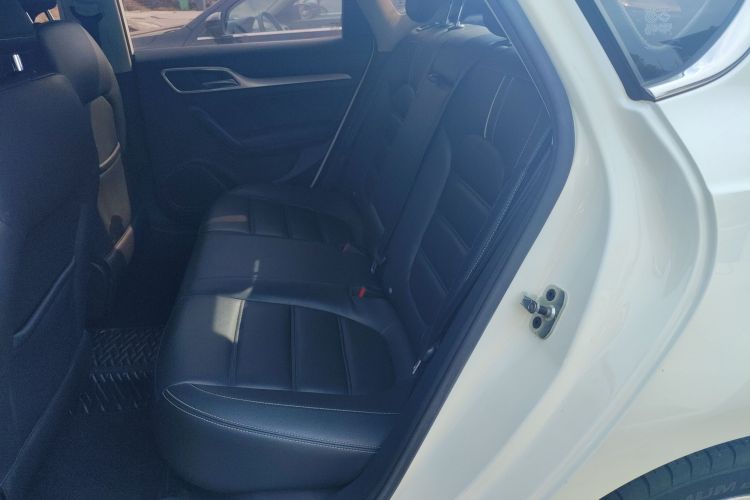 名爵 MG6 2019款 20T 自动运动版中控内饰21