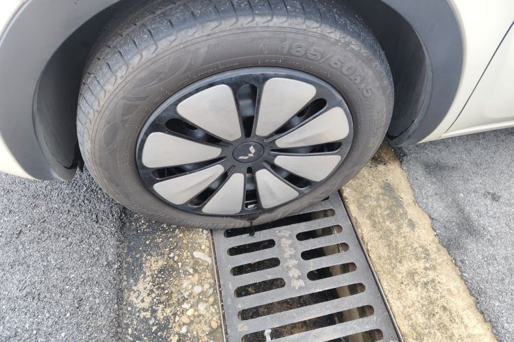 五菱汽车 五菱缤果 2025款 333km 灵犀互联款车身外观6007