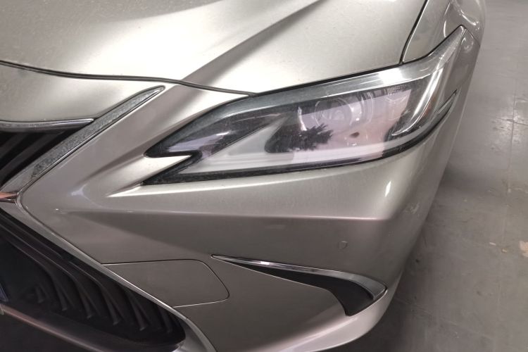 雷克萨斯ES 2020款 200 卓越版局部细节36