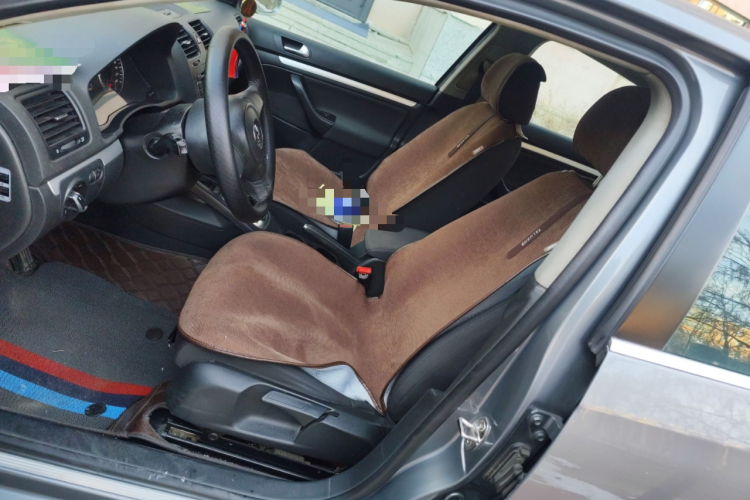 大众 速腾 2011款 1.4TSI 自动技术型局部细节19