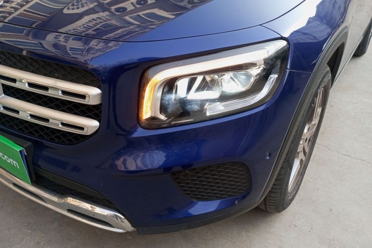 奔驰GLB 2020款 改款 GLB 200 动感型局部细节36