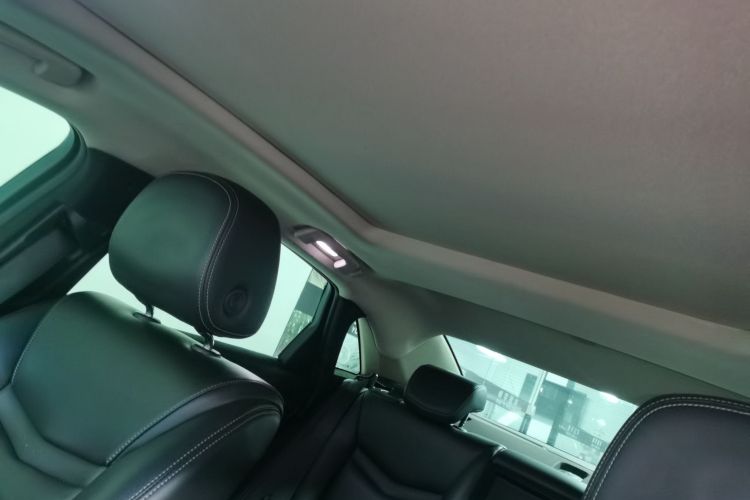 凯迪拉克XTS 2018款 28T 技术型中控内饰22