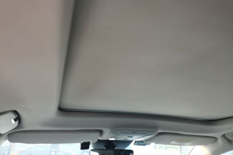 红旗HS5 2019款 2.0T 智联旗享版中控内饰22