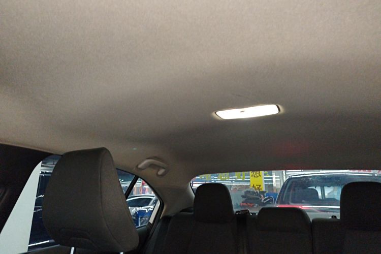 丰田 雷凌 2023款 TNGA 1.5L CVT进取版中控内饰22