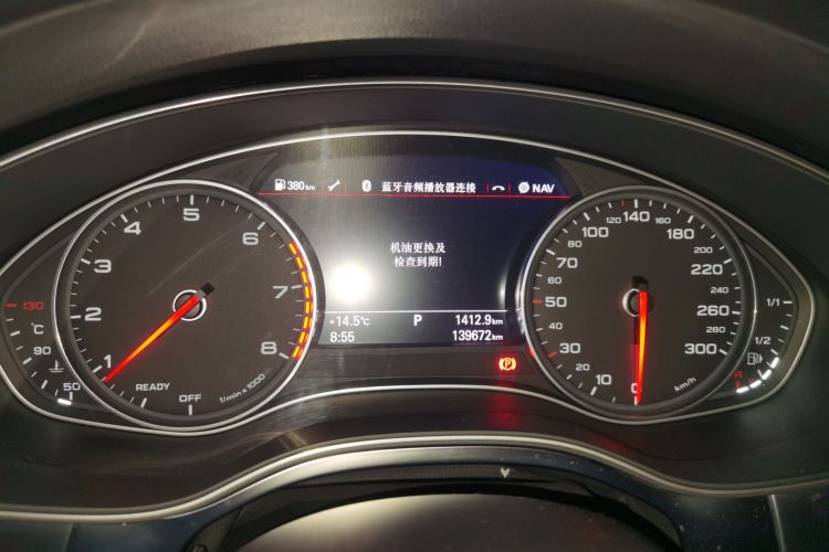 奥迪A6L 2016款 30 FSI 舒适型中控内饰14