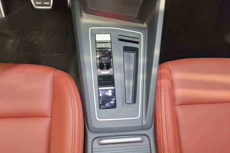 大众 高尔夫 2023款 改款 280TSI DSG R-Line Lite中控内饰18