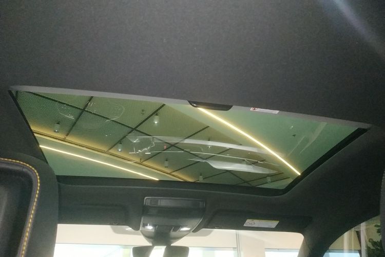 一汽-大众CC 2025款 380TSI 夺目 众享款中控内饰22