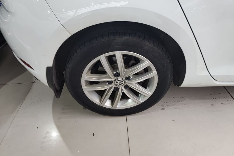 大众 高尔夫 2019款 280TSI DSG舒适型 国V车身外观6008