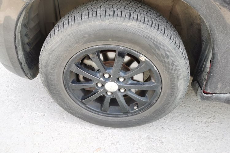 三菱 劲炫ASX 2013款 2.0L CVT两驱精英版车身外观6001