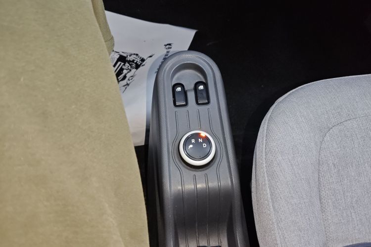 五菱汽车 宏光MINIEV 2021款 马卡龙时尚款 三元锂局部细节18