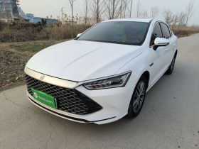 比亚迪 秦PLUS 2023款  冠军版 DM-i 120KM超越型