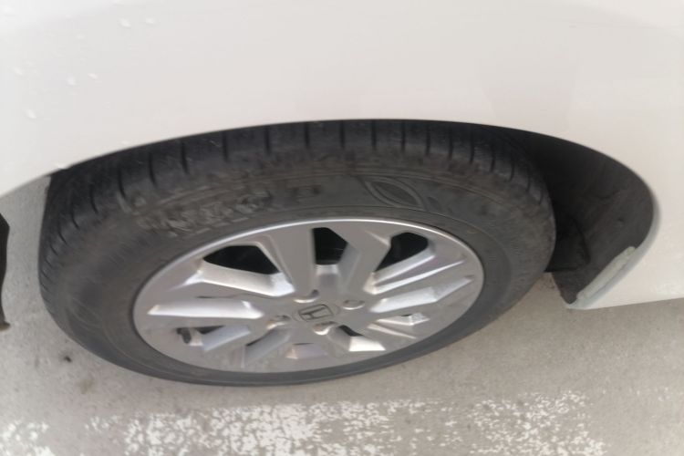 本田 飞度 2018款 1.5L CVT舒适天窗版车身外观6008