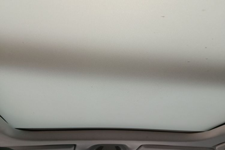 标致4008 2017款 350THP 精英版中控内饰22