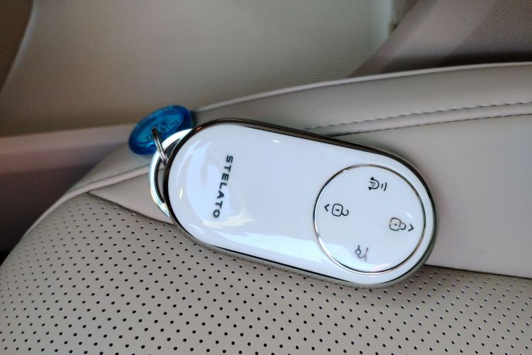 鸿蒙智行 尚界H5 2025款 纯电 Max 长续航中控内饰11