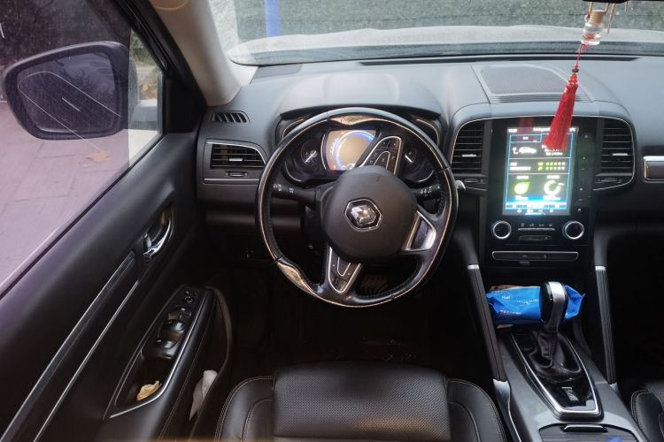 雷诺 科雷傲 2017款 2.0L 两驱豪华版中控内饰13