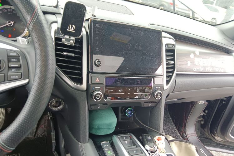 本田UR-V 2017款 370TURBO 两驱尊贵版 国V局部细节16