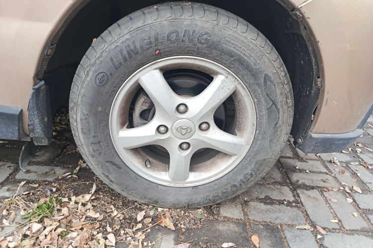 长安凯程 欧诺S 2012款 1.3L精英型车身外观10