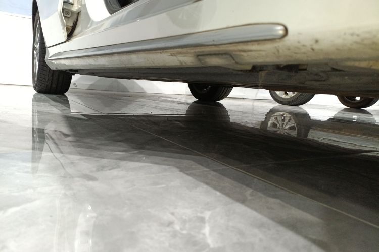 奔驰C级 2015款 C 200 L 运动型局部细节9001