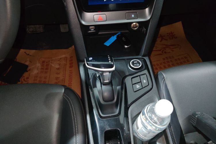 北京现代ix35 2021款 2.0L 自动两驱GLS领先版中控内饰18