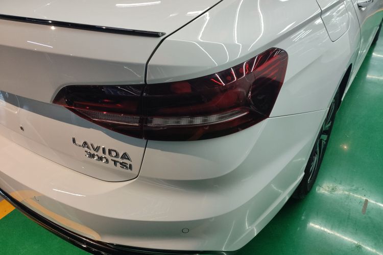 大众 朗逸 2023款 300TSI DSG星空满逸版车身外观9