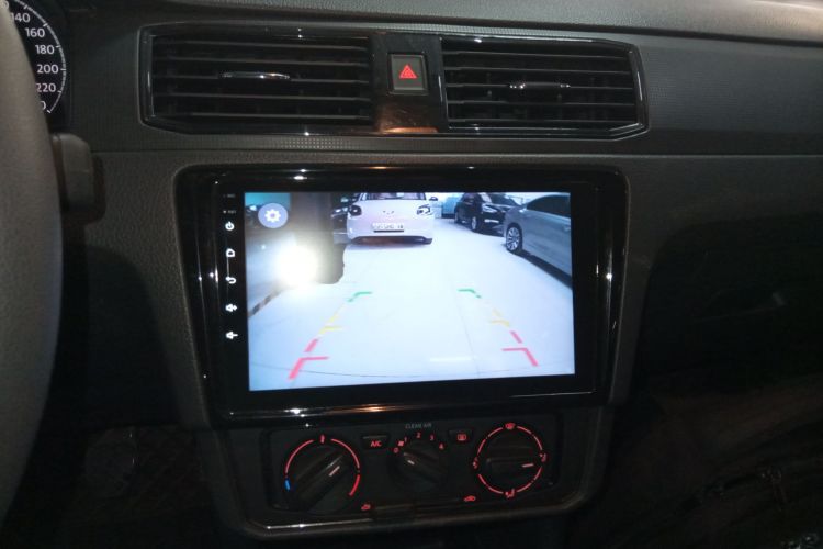 大众 桑塔纳 2016款 1.6L 手动风尚版中控内饰16